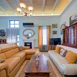 Charming 2br Townhouse With Rooftop Terrace Σπίτι διακοπών *