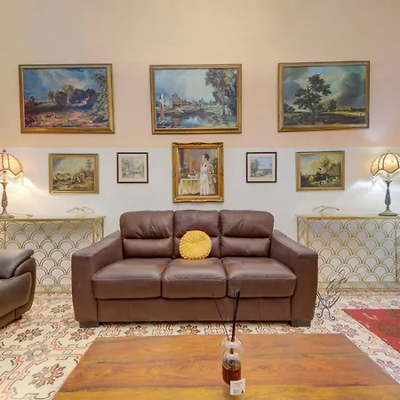 Charming 2br Townhouse With Rooftop Terrace Hébergement de vacances *
