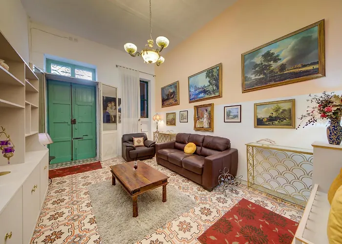 بيت للعطل Charming 2br Townhouse With Rooftop Terrace